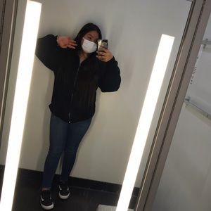 Meet your Posher, Lizbeth